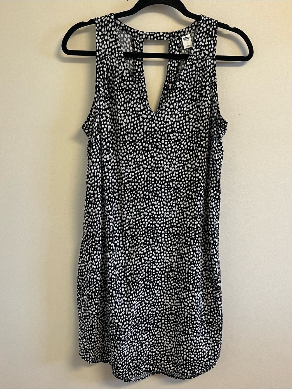 Old Navy Flowy Black and white hi/lo hem Lightweight Shift Dress Size Medium